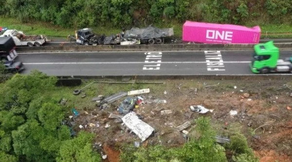 Motorista e dono de carreta são indiciados por homicídio em acidente com atletas de remo