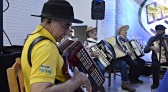 Tradicional festa do dia dos pais reúne dezenas de idosos no Salão Comunitário