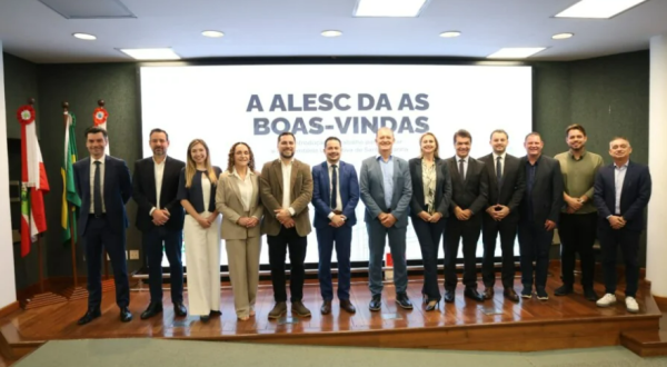 Alesc orienta deputados eleitos para início dos mandatos em 2027