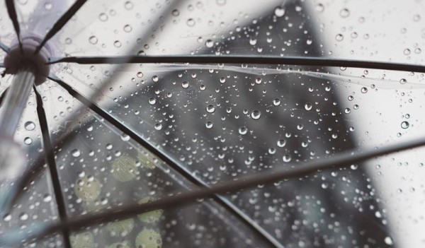 Frente fria traz chuva e temporais nesta semana; temperaturas voltam a cair em SC