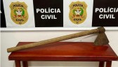 Homem que deu um golpe de machado na cabeça de vizinho é preso no Oeste de SC