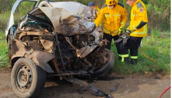 Motorista morre em colisão com caminhão de transporte de concreto