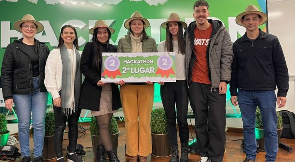 Unetri conquista o segundo lugar no Hackathon