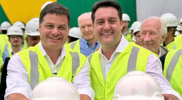 Ratinho Junior escolhe Sandro Alex como pré-candidato ao Governo do Paraná