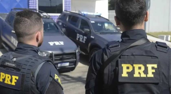 PRF diz que 271 rodovias federais têm bloqueios
