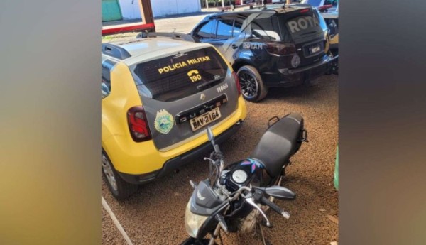 PMPR apreende motocicletas e detém condutor por desobediência e direção perigosa