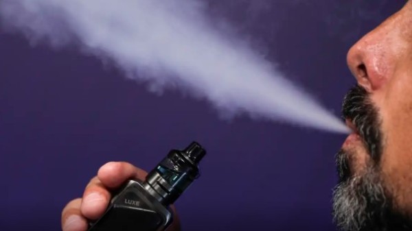 Dia Mundial sem Tabaco alerta para uso de cigarros eletrônicos