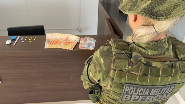 BPFRON prende homem por tráfico de drogas