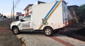Homem é encontrado morto à facadas em galpão abandonado