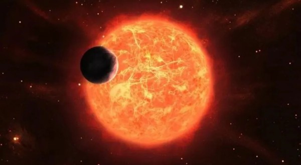 Cientistas desvendam mistério de planeta que escapou da morte