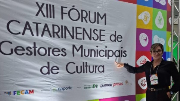 Diretora de Cultura participa de fórum estadual para fortalecimento das políticas culturais