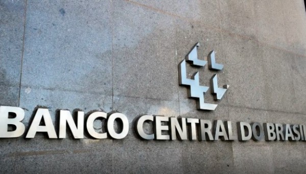 Copom reduz taxa Selic para 14,25% ao ano
