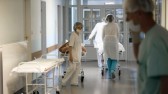 SC registra mais de 200 mil casos de "viroses de verão" e acende alerta