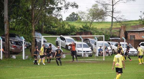 Barraconense de Futebol terá rodada tripla neste sábado
