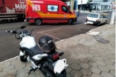 Motocicleta e carro colidem no Centro na manhã desta quarta-feira (12)