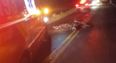 Motociclista morre após acidente com caminhão e carro na SC-283