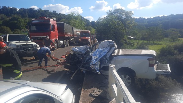 Pelo menos uma pessoa morre em acidente na ponte do Rio Chopin em Realeza