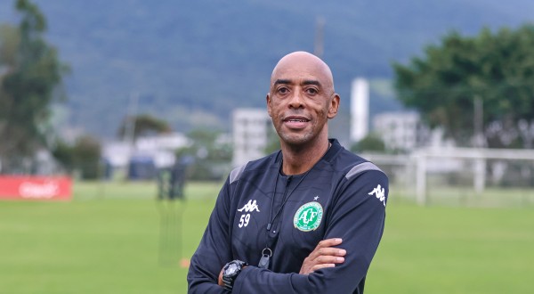 Chapecoense anuncia Glydiston Ananias como novo preparador físico
