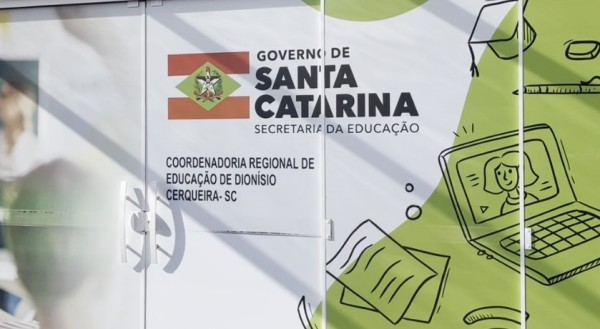 Caravana do Sindicato dos Trabalhadores da Educação de Santa Catarina mobiliza comunidade escolar e apresentará demandas ao governo
