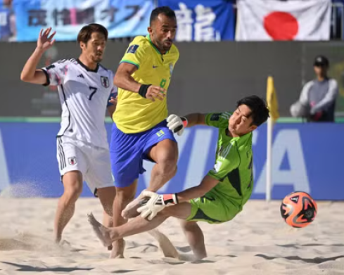 Brasil vence o Japão por 8 a 4 nas quartas de final da Copa do Mundo de Futebol de Areia