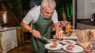 Jantar especial oferecido pelo SANTAN tem como chef de cozinha Paulo Campbell