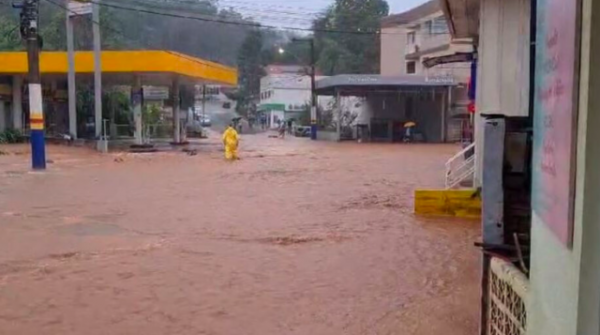 SC tem quatro municípios em situação de emergência e quase 200 desalojados pela chuva