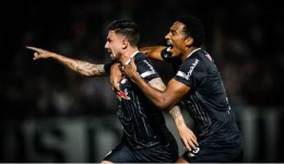 Bragantino e Flamengo empatam em jogo movimentado com VAR e bolas no travessão