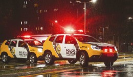 Homem invade residência e furta arma de fogo