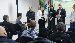 Tri-fronteira recebe comitiva de prefeitos e empresários da região do contestado