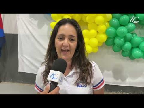 Barracão - Abertura da 8ª Olimpíada Escolar emociona o público e promete semana de grande competições