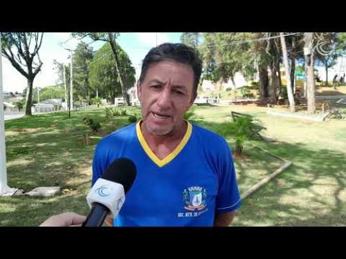 Zelador faz apelo para que não sejam destruídas plantas recém-plantadas na praça Dalilo Quintino Pereira