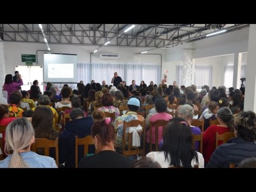 Palestra 'Queremos Todas Vivas' supera as expectativas