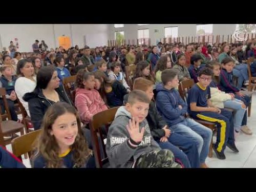 "Escrevendo com o Sicredi" celebra sua 2ª edição com grande final e premiação dos melhores alunos